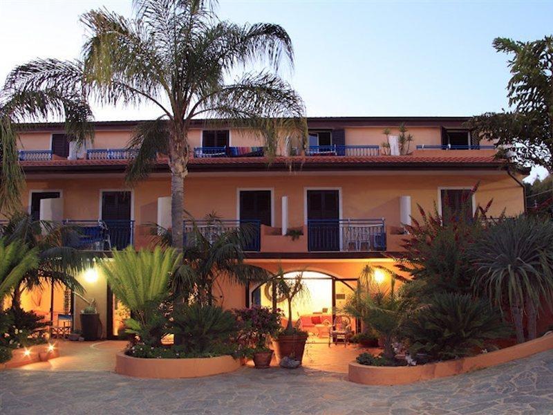 Hotel Grotticelle Capo Vaticano Luaran gambar